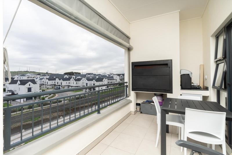 2 Bedroom Property for Sale in The Huntsman Western Cape